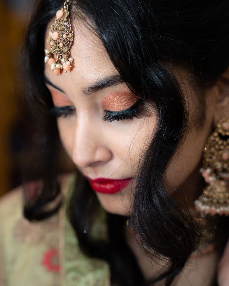 HD bridal makeup with golden jewellery, Savedi